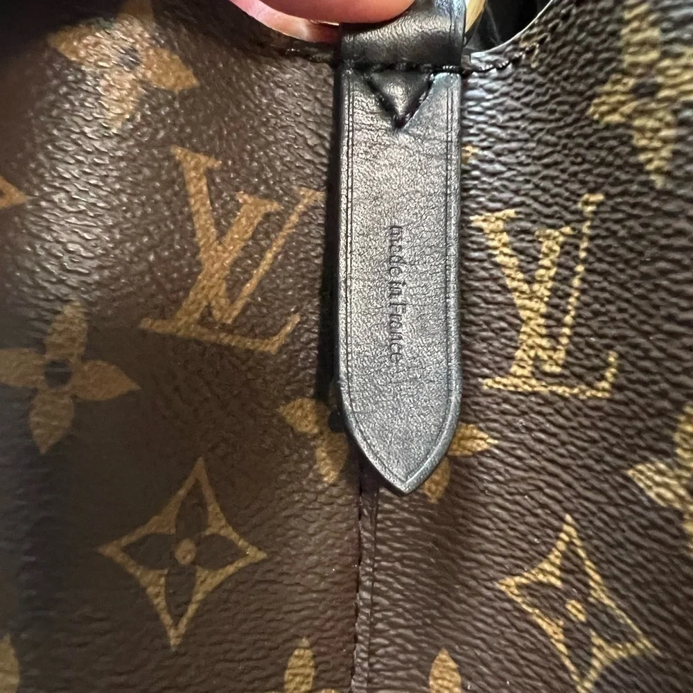 Louis Vuitton Neo Noe MM in excellent condition. - Picture 8 of 16
